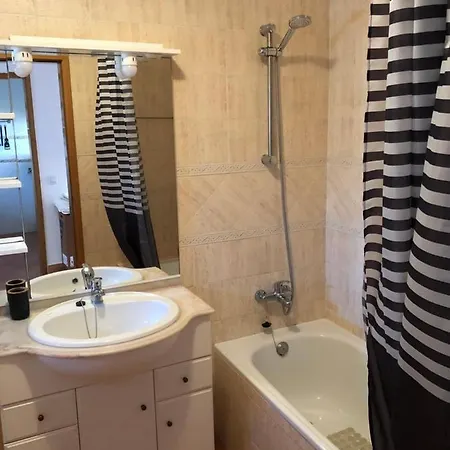 Meia Praia Condominio Do Mar Διαμέρισμα *